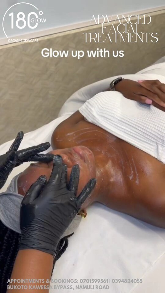 Instagram post from 180degrees.glow.skin. This post is in position 9.